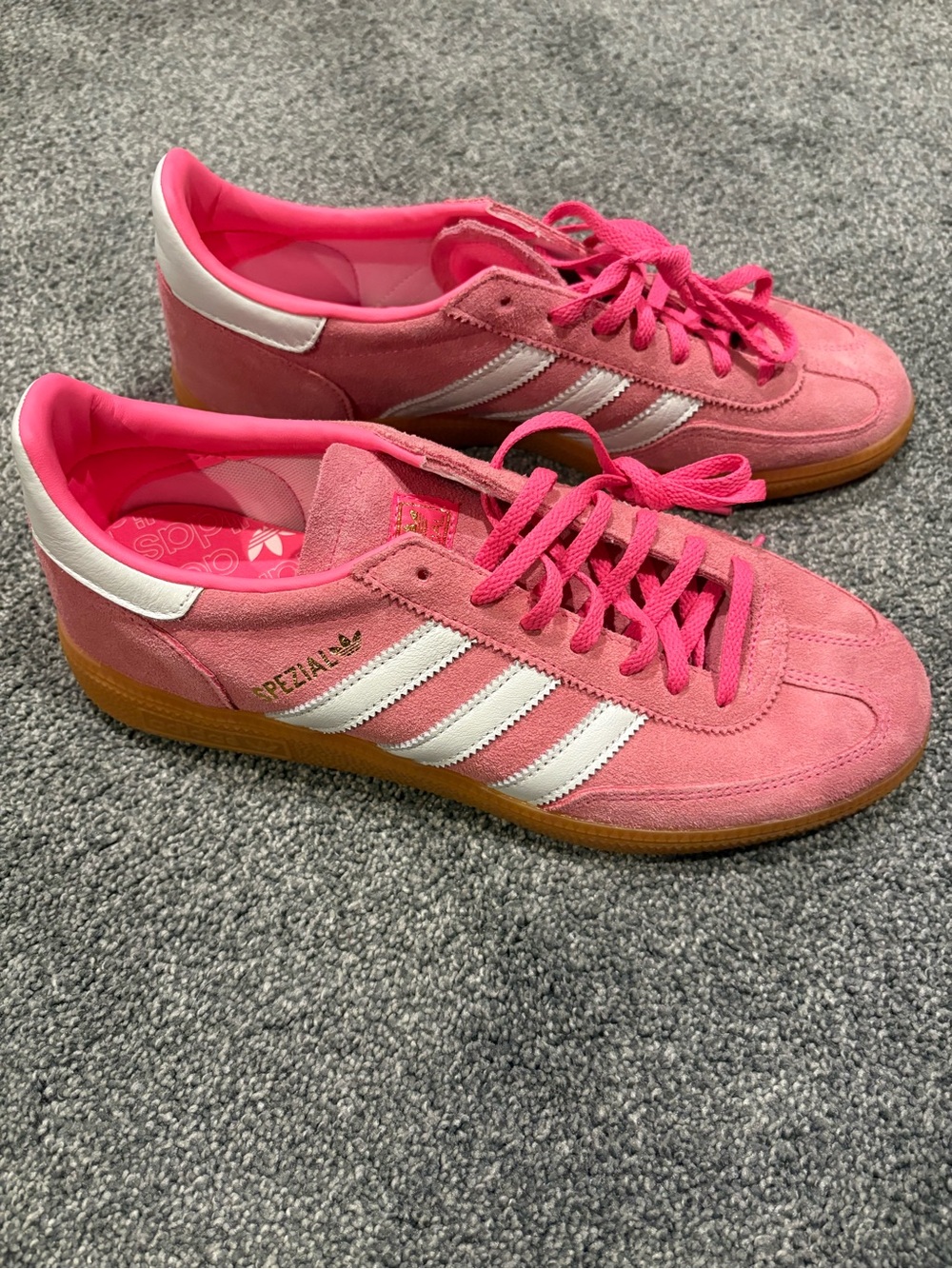 💖SPOTLIGHT💖NWOT Adidas Originals Handball Spezial Sneakers in Lucid Pink - Picture 5 of 8